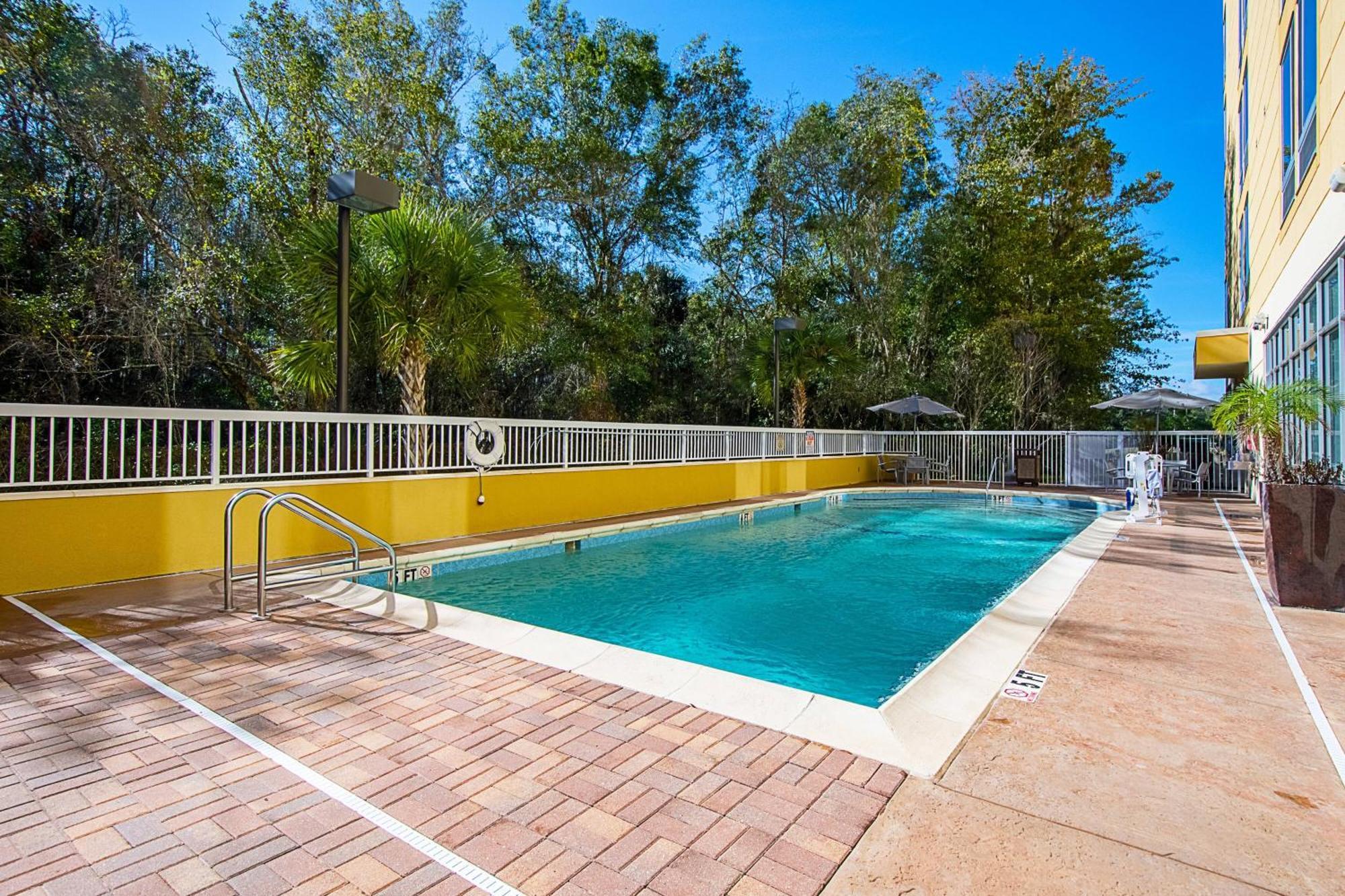 Springhill Suites Tampa North/Tampa Palms Ngoại thất bức ảnh