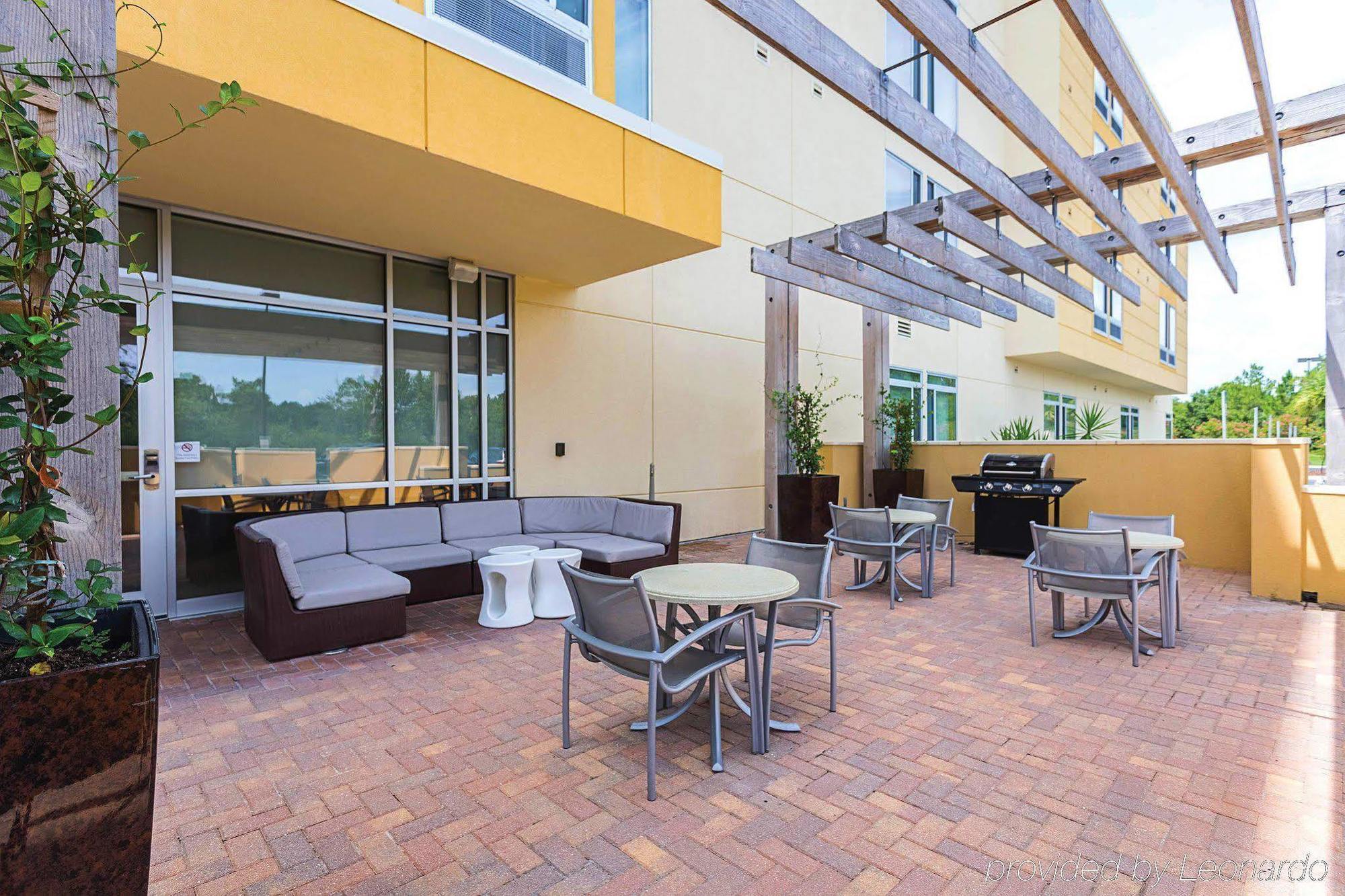 Springhill Suites Tampa North/Tampa Palms Ngoại thất bức ảnh