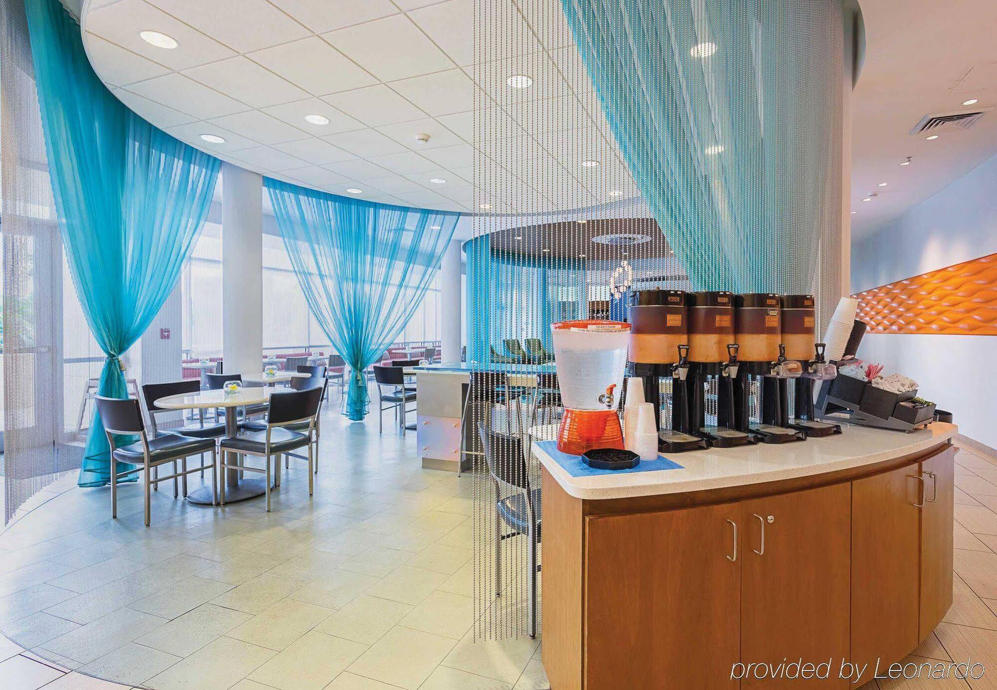 Springhill Suites Tampa North/Tampa Palms Ngoại thất bức ảnh