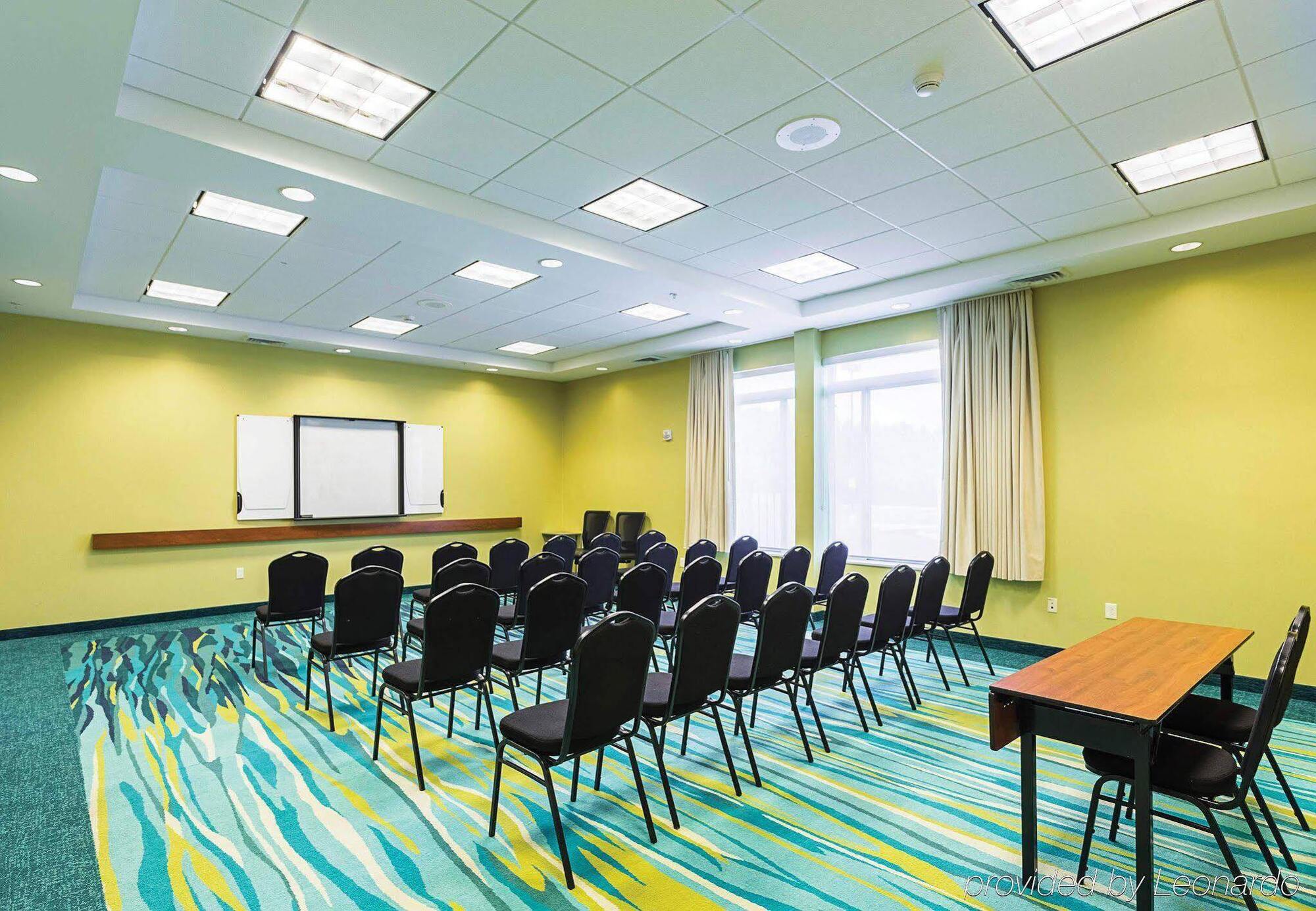 Springhill Suites Tampa North/Tampa Palms Ngoại thất bức ảnh